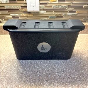 Wintersmiths The Ice Chest with Clear Sphere Molds